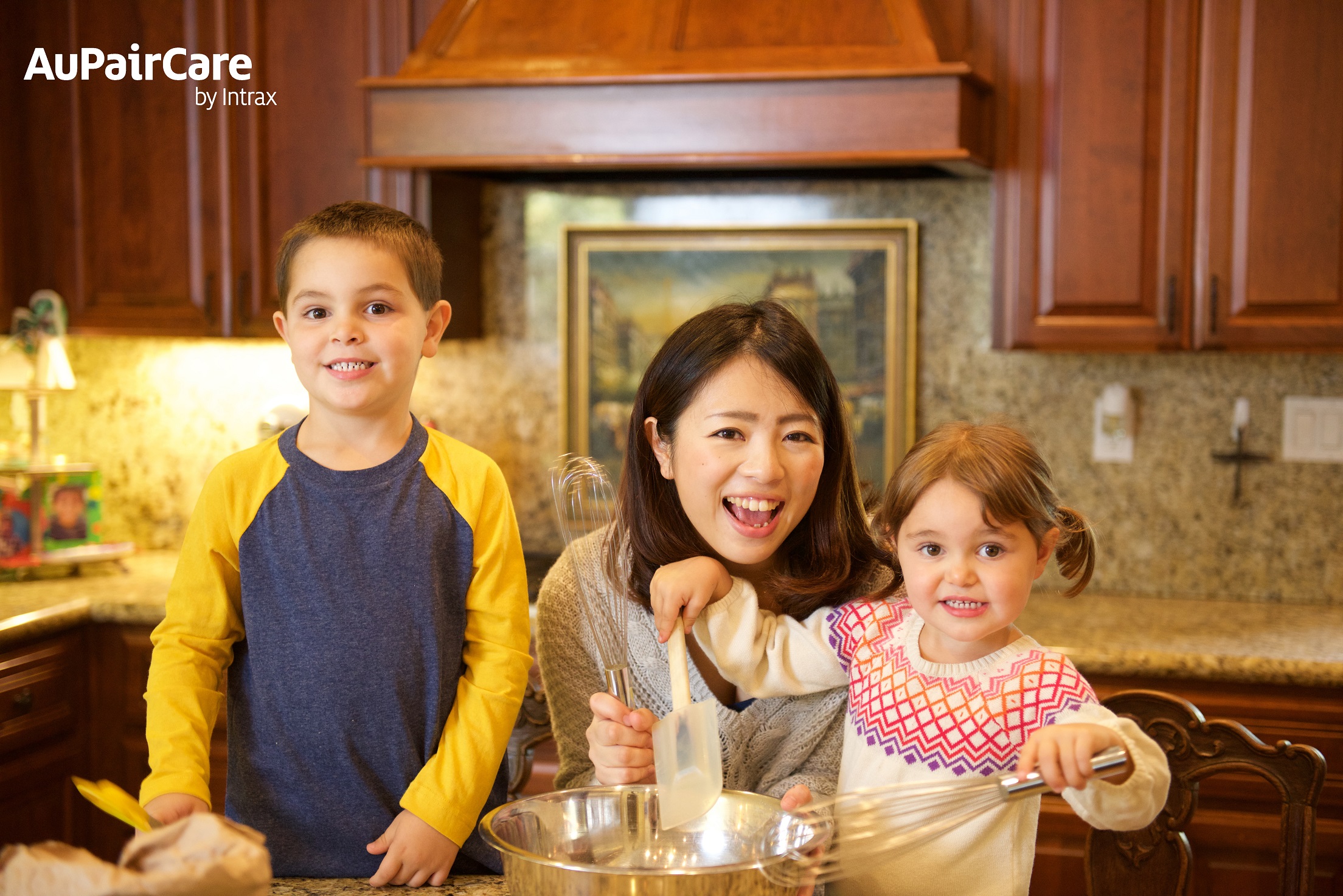 Au Pair and Host kids Cooking(small)