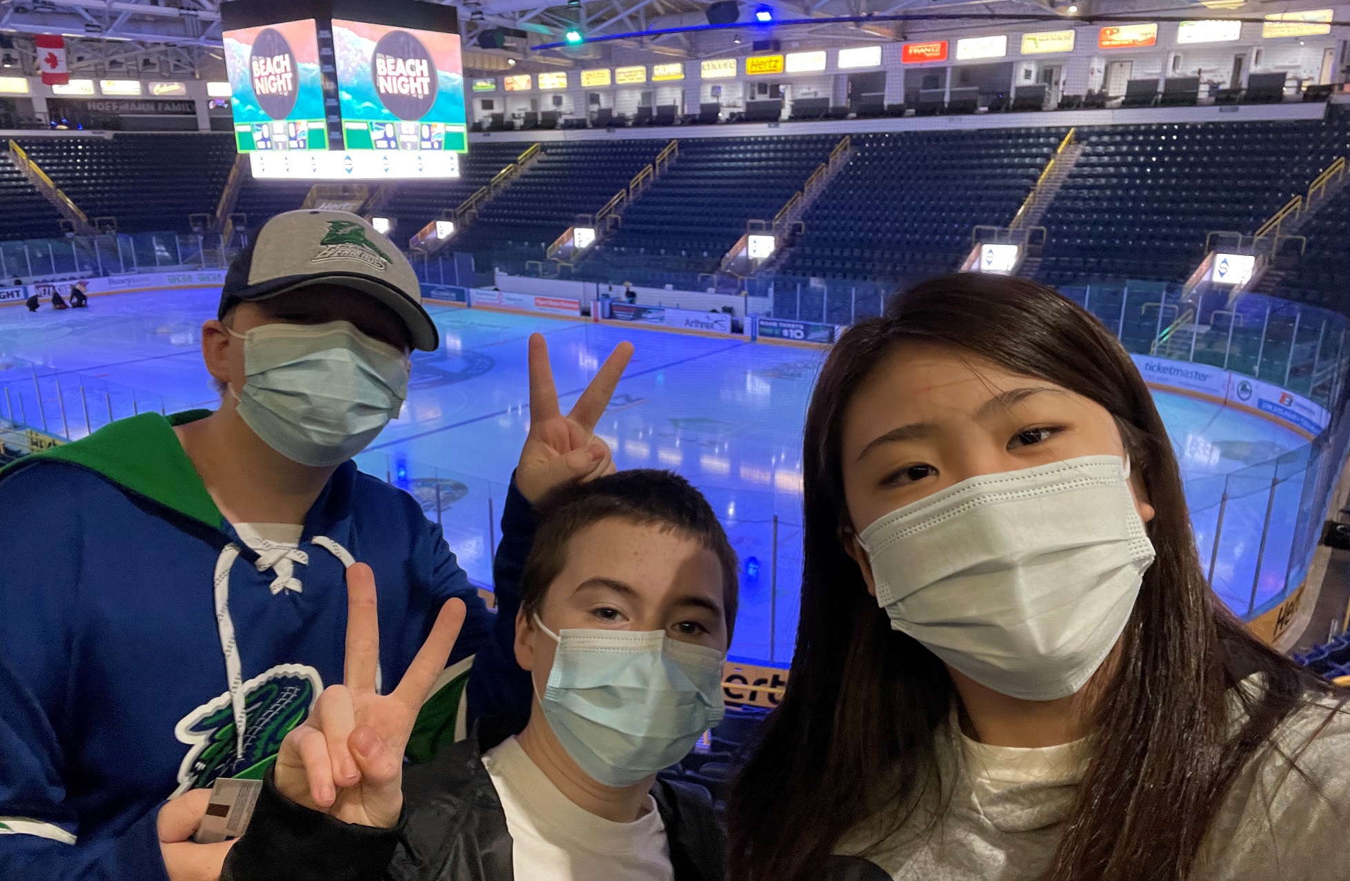 アメリカでアイスホッケー観戦 アメリカ高校留学 アメリカでアイスホッケー観戦 アメリカ高校留学